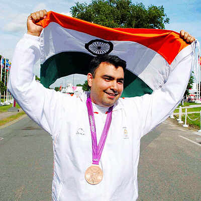 Shooting: Gagan Narang wins bronze